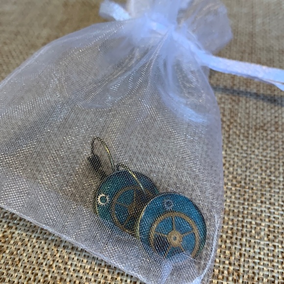 Green Earrings Gears French Levers Handmade New - Picture 5 of 5